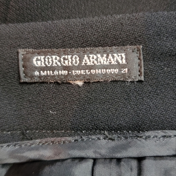 GIORGIO Armani Classic Keyhole Waist Pencil Skirt Black - Picture 3 of 4